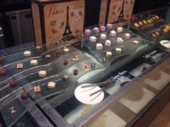 -圣丰索菲特·2 On 988 Café 自助餐厅