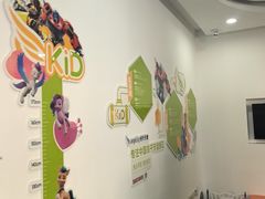 -雅悦齿科(顾村公园店)