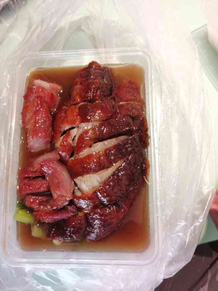 打分 「秘制叉烧烧鹅」没什么特色,叉烧和烧鹅都很一般,不推荐.