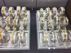 -周大福 CHOW TAI FOOK(新世界百货崇文店)