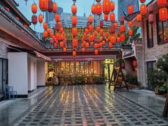 -领鲜活海鲜榴莲自助火锅(东门店)