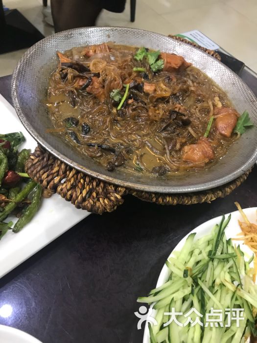 雪满天东北菜馆图片 - 第2张