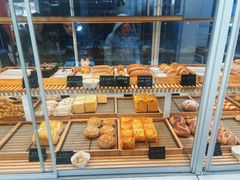 -焙丽拾光(麦凯乐直营店)