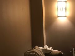 -裕和堂中医推拿艾灸(太古汇臻品店)