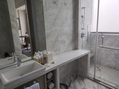 -上海漕河泾万丽酒店
