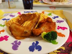 -蓝精灵乐园·世茂精灵之城主题乐园