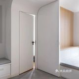 克莱因蓝下的流线型音乐之家 - 蓝境 