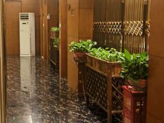 -国人川菜(李家村建东街店)