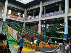 -蒙特利亲子乐园