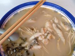 -明呈黄鱼面馆(斜土路店)