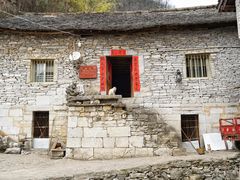 -高荡千年布依古寨旅游景区