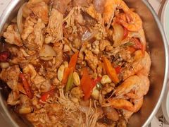 -黄记煌三汁焖锅(新佳丽江汉路店)