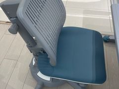 -康朴乐儿童学习桌椅(蓝色港湾店)