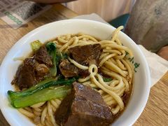-护国寺小吃店(红莲南路店)