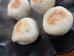 -果松木炭酸菜铜火锅·外婆参鸡汤