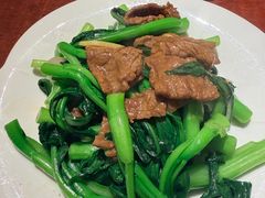 牛肉炒芥兰-老坑记·香港经典粤菜馆