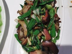 青蒜腊肉-渝信川菜(工体店)