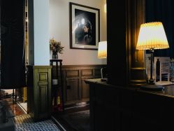 -TWOFACE 双面理发馆