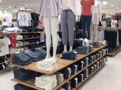 -优衣库(珠海华发商都店)