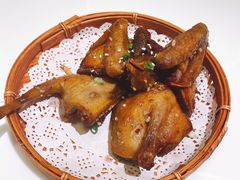 盐焗乳鸽-清晖小苑•顺德地方菜(壹海城店)
