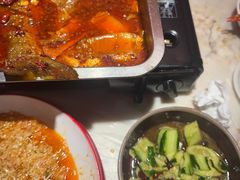 -老街烧烤大排档·地道湖北菜·龙虾馆(汉口火车站店)