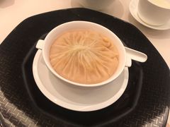 蟹肉龙虾汤包-利苑酒家(金宝店)