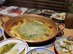 -洱火云南酸菜牛肉火锅(石景山当代商城店)