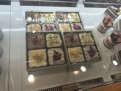 -山与蓝·轻糖鲜果蛋糕(勒泰店)