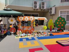 -上海青草地幼儿园