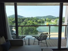 -上海佘山世茂艾美酒店