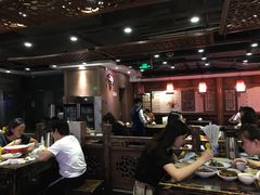 大堂-张氏宽窄巷成都名小吃(茂业百货华强北店)