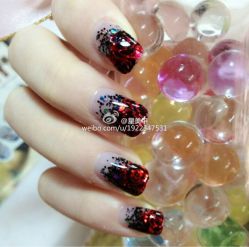 神秘玫瑰尽情绽放-星美甲