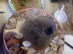 -一口猪海鲜浑锅·东北家常菜