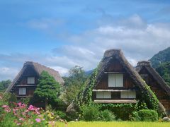 -白川乡与五箇山的合掌构造村落