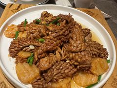 爆炒腰花-闫府私房菜·百年鲁菜(恒隆店)