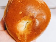 炸豆馅面包-新侨三宝乐面包店(崇文门店)