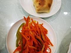 -汗腾格里·风味餐厅(新疆驻京办店)