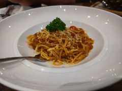 -Chom Cafe and Restaurant