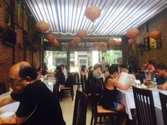 -Lanterns Vietnamese Restaurant