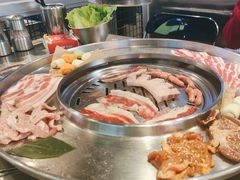 -哈哈碳都·牛肋条无限自助烤肉(台江万达店)