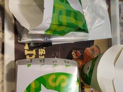 -德克士(亚中商城店)