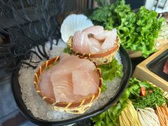 -湊湊火锅·茶憩(新中关购物中心店)