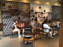 用餐区-星巴克臻选(成都宽窄巷子店)
