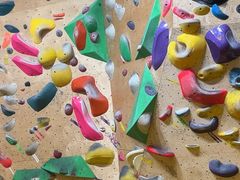 -问山MountQuest攀岩馆