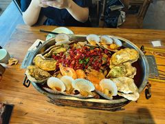 -漫月里·鲁菜海鲜小渔村(海水浴场店)