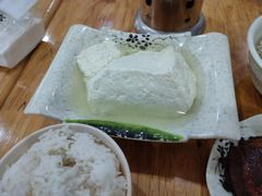 -丘艳豆花饭大排档(大坪店)
