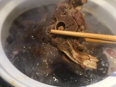 -亿诣蝎府炸酱面羊蝎子火锅(酷车小镇店)