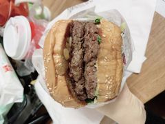 -The Habit Burger Grill 哈比特汉堡(复兴soho店)