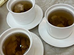 五指毛桃顿排骨-轩记海鲜餐厅·四十五年老字号·经典粤菜(西区彩虹店)