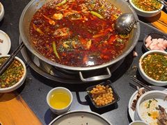 -小饕荟雅安贡椒鱼鲜馆(广福桥店)